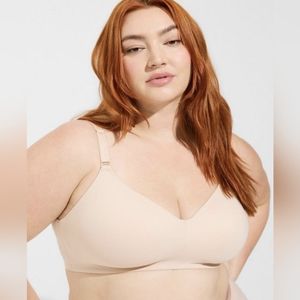 Wire-Free Back Smoothing Bra - Torrid 50C